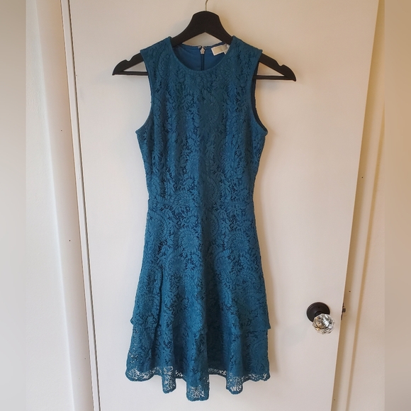 Michael Kors Dresses & Skirts - Michael Kors Sleeveless Blue Lace Cocktail Dress - Size XXS